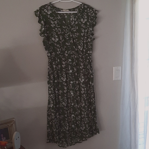 Kori Dresses & Skirts - Wrap style dress